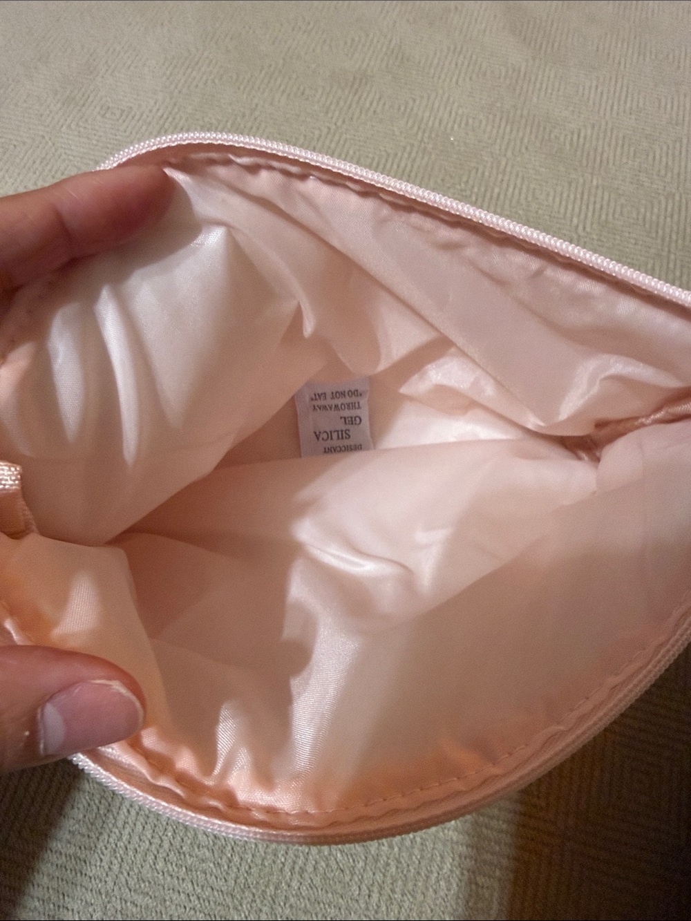 Iridescent Light Pink Quilted Cosmetic Bag - Picture 2 of 4